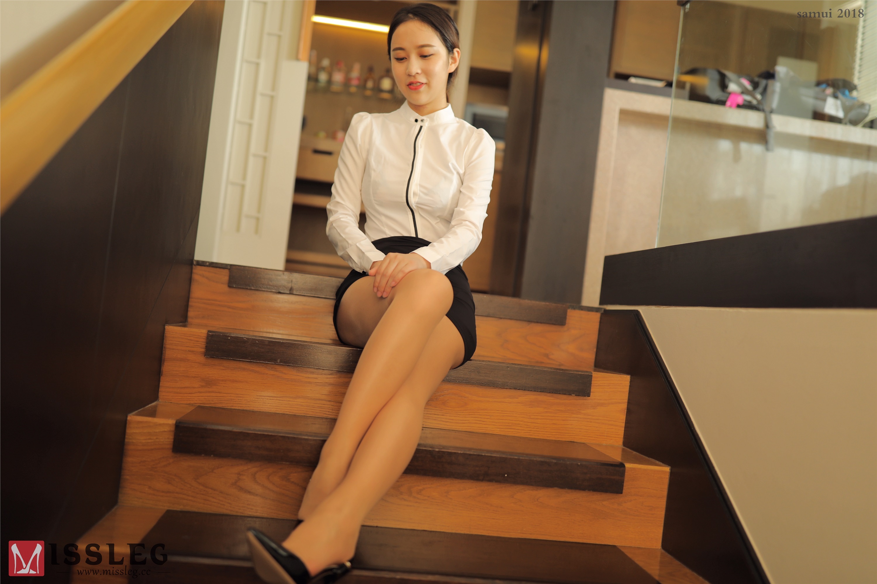 MISSLEG蜜丝  苏梅岛旅拍众筹系列 L004 OL套装 乔依琳